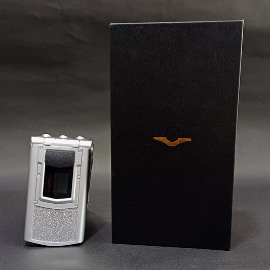 Luxury Flip Phone – Flip Mobile Keypad – Dual Sim – Silver – Unboxed Like New